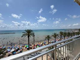 PRIMERA LINEA! APARTAMENTO CON FRONTALES VISTAS AL MAR! CON 101 M2 UTILES! DOS TERRAZAS DE 10 M2. 3 DORM. 2 BAÑOS. photo 0