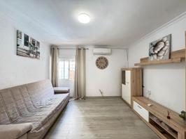 REFORMADO APARTAMENTO DE 2 DORM. 1 BAÑO. CON 65 M2. ZONA PARQUE DE LAS NACIONES. PLAYA A 800 METROS. photo 0