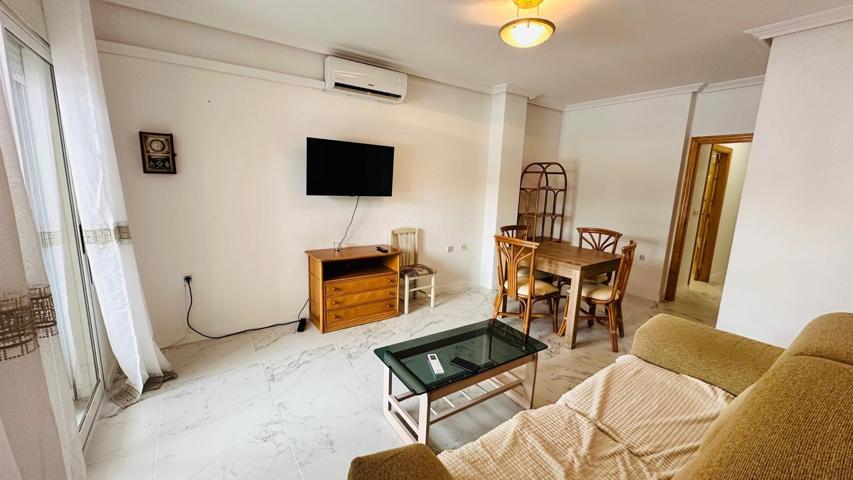 Apartamento en Torrevieja photo 0