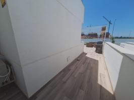 Moderna villa con piscina privada y amplia terraza photo 0