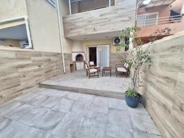 Dúplex en Torrevieja con Terraza y Solárium photo 0