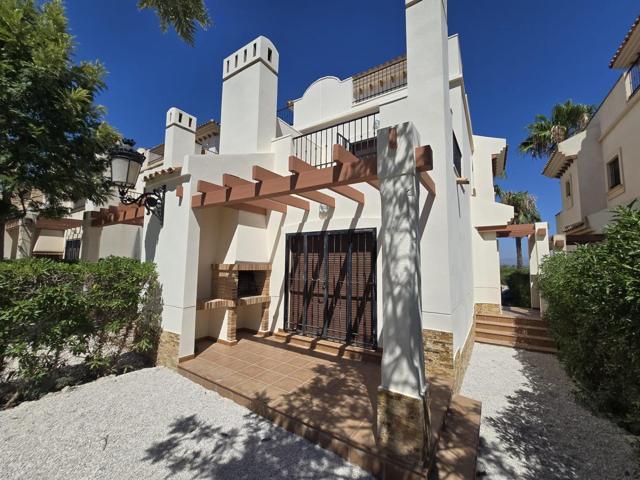 ADOSADO EN ALGORFA DE 3 DORM. 2 BAÑOS. CON SUPERFICIE DE 101 M2 Y JARDIN DE 69 M2. PISCINA COMUNITARIA. photo 0