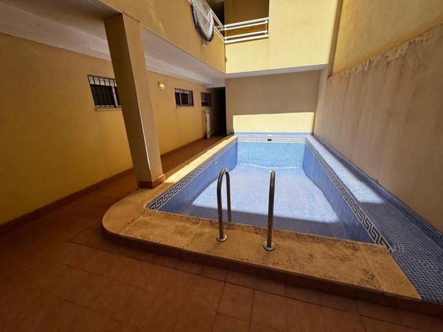 Apartamento con piscina y 2 habitaciones en Formentera del Segura! photo 0