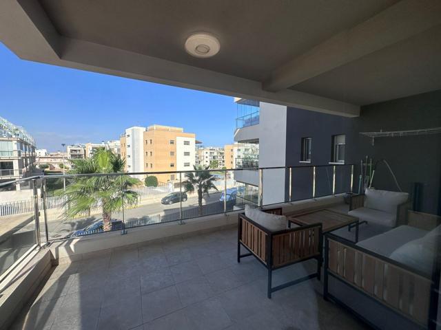Bonito apartamento de 2 dormitorios con una terraza enorme en complejo Green Hills photo 0