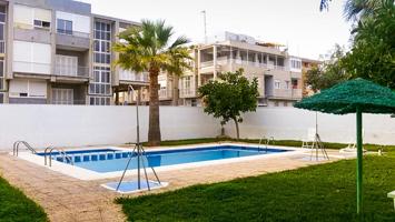 Amplio Apartamento Reformado con piscina comunitaria a 600 metros de la playa del Cura photo 0