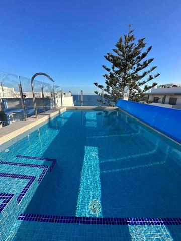 Apartamento en Torrevieja, en el complejo Del Mar Building de Amay, frente a la playa de Los Locos 🇪🇸🌴🌊 photo 0