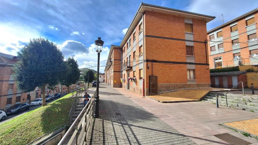 Piso En venta en La Felguera, Langreo photo 0