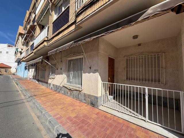 APATRAMENTO EN SAN PEDRO DEL PINATAR DE 3 DORM. 1 BAÑO. CON SUPERFICIE DE 75 M2. PLAYA A 200 METROS. photo 0