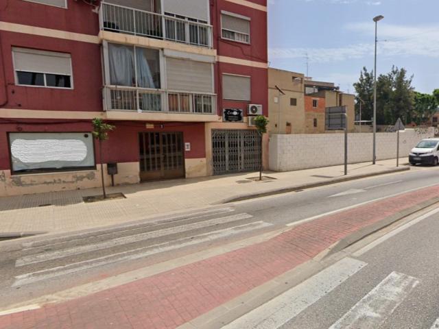 Local En venta en Instituto Parra, Alzira photo 0