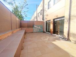 Casa - Chalet en venta en Zaragoza de 228 m2 photo 0