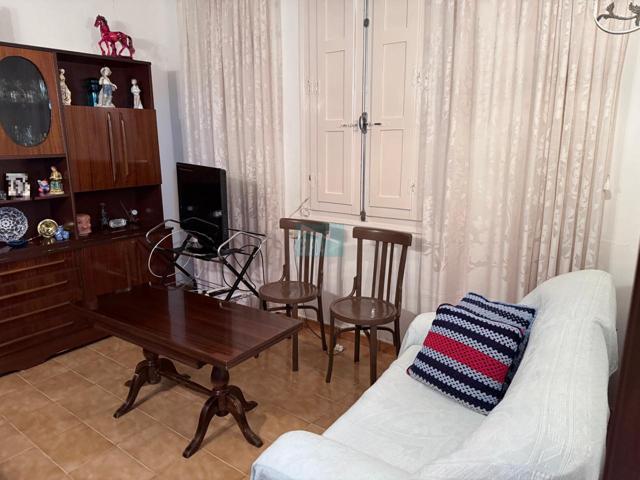 Casa De Pueblo en venta en Rueda de Jalón de 230 m2 photo 0