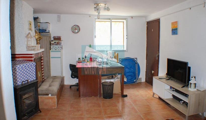 Casa - Chalet en venta en Alberite de San Juan de 297 m2 photo 0