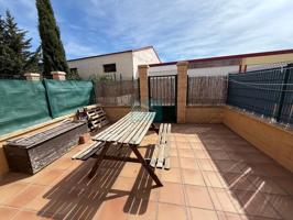 Casa - Chalet en venta en Ferreruela de Huerva de 100 m2 photo 0