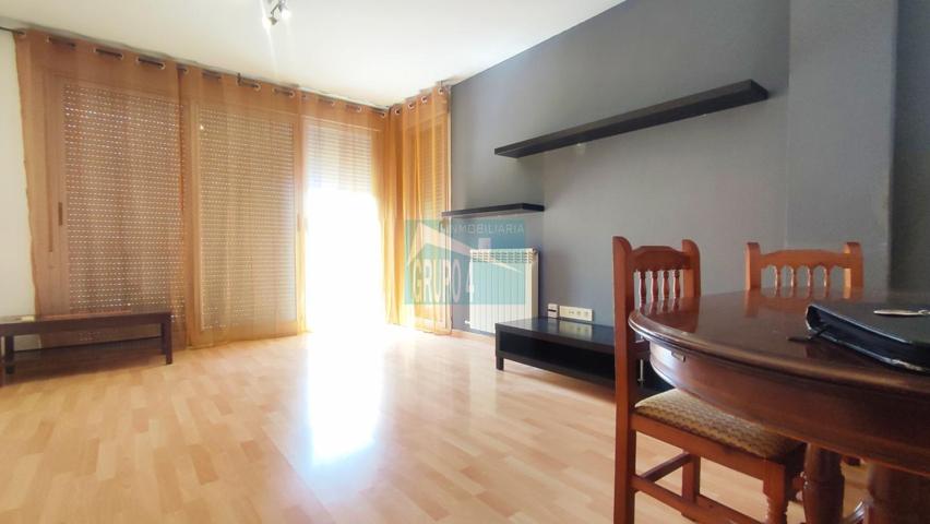 Piso en venta en Villanueva de Gállego de 153 m2 photo 0