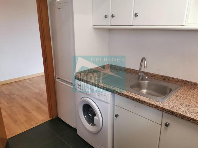 Piso en venta en Tudela de 77 m2 photo 0