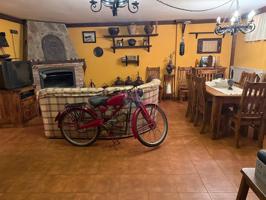 Adosado en venta en Calatayud de 245 m2 photo 0