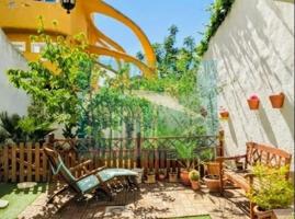 Casa - Chalet en venta en La Puebla de Alfindén de 213 m2 photo 0