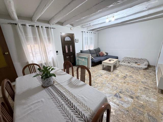 Casa - Chalet en venta en Calatorao de 294 m2 photo 0