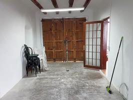 Casa De Pueblo en venta en La Granada de 302 m2 photo 0
