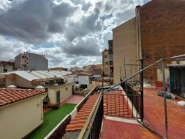 CASA CON LOCAL COMERCIAL photo 0