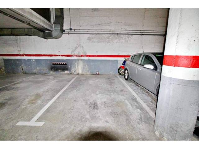 Venta plaza de Pk en Polinyà photo 0