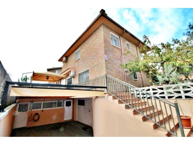 Venta Casa a 4 vientos en Polinyà en zona Residencial photo 0