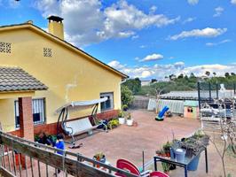 Casa en venta a 4 vientos con piscina en Sentmenat. Can Fargues photo 0