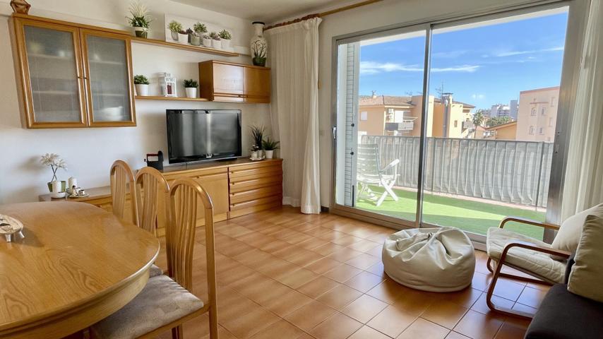 Apartamento de 3 habitaciones con buena terraza en venta en l'Estartit photo 0
