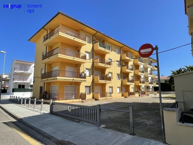 Apartamento en venta con plaza de parking en l'Estartit photo 0