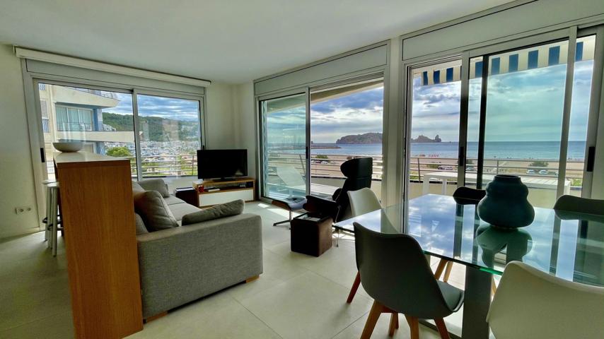 Apartamento con 3 dormitorios y espectacualres vistas en l'Estartit, Costa Brava, Baix Empordà photo 0