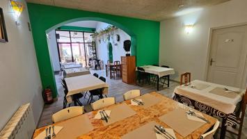 SOLOBAR TRASPASA RESTAURANTE Y CENTRO MULTUFUNCIONAL photo 0