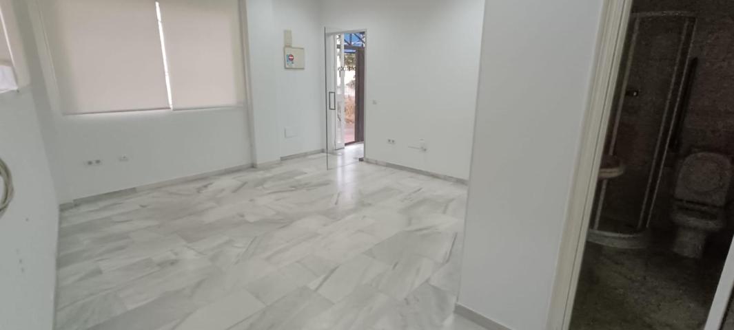 Magnífico Local Comercial en Alquiler photo 0