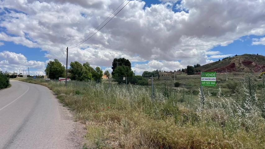 Terreno Urbano en venta en Fuentealbilla, Albacete photo 0