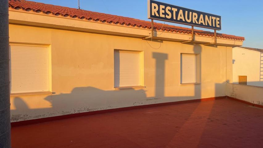 Se vende Hostal Restaurante en Abengibre, Albacete photo 0