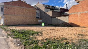 Parcela de Terreno Urbano en venta en Casas Ibáñez, Albacete. photo 0