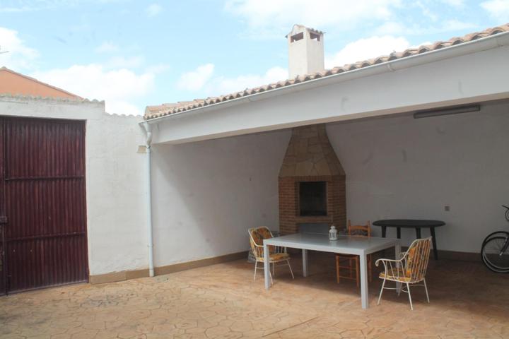 Casa Pareada en venta en Casas De Ves, Albacete photo 0