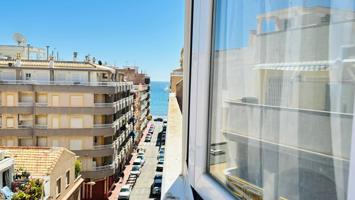 Magnifico atico al lado de la playa Los Locos en Torrevieja photo 0