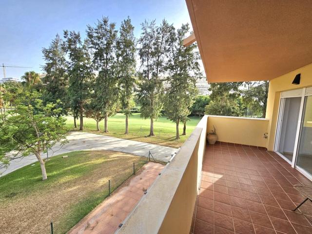 Apartamento de esquina con 3 terrazas, vistas a la Noria golf, perfecto estado, luminoso. photo 0