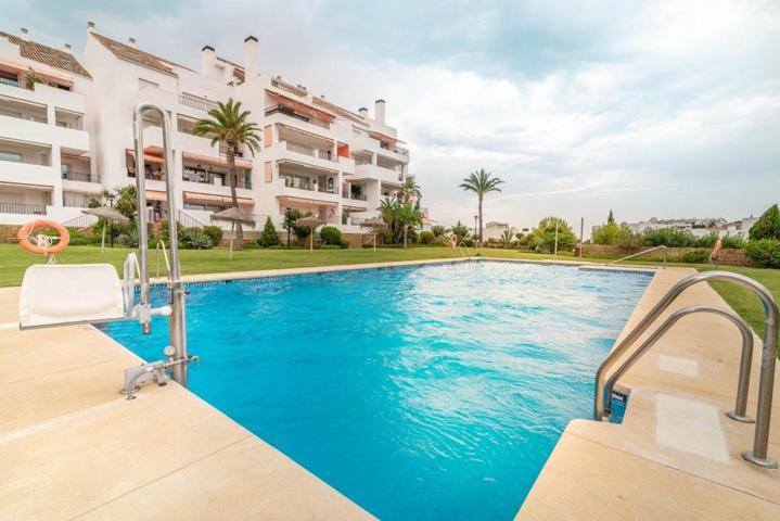 PISO AMPLISIMO CON VISTAS, EN UNA URBANIZACION DE MUCHO PRESTIGIO EN TORREQUEBRADA photo 0