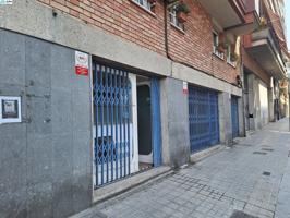 Local en el Guinardo - Vallseca photo 0