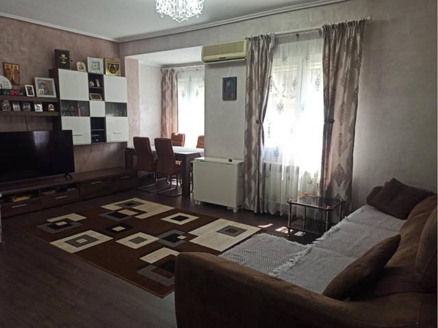 Piso en venta en AVDA MADRID photo 0
