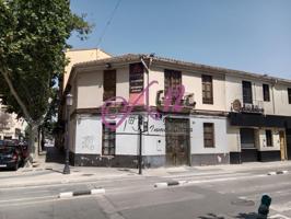 Local comercial en alquiler en Patraix photo 0
