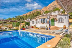 Casa En venta en Camino Dels Castellans, Partida Tosal - Zona Dels Castellans, Jávea-xàbia photo 0