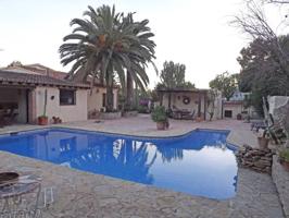 Casa En venta en Calle Esparver-Baladrar, Cala Advocat - Baladrar, Benissa photo 0