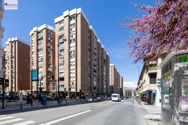 GRAN PISO EN URBANIZACIÓN ALMINARES DEL GENIL. photo 0