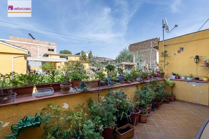 ¡PISAZO CON TERRAZA Y RESIDENCIAL CON PISCINA EN OGIJARES! photo 0