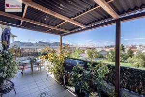 PRECIOSO ÁTICO CON TERRAZA DE 50 METROS Y VISTAS DESPEJADAS EN ALBOLOTE photo 0