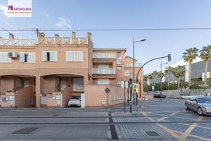 CASA EN ARMILLA, JUNTO AL NEVADA. photo 0