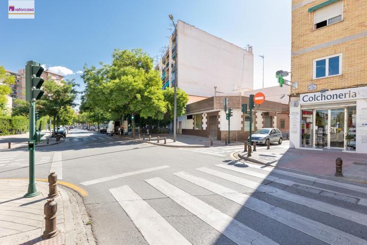 Local + vivienda en Avda. Cadiz photo 0