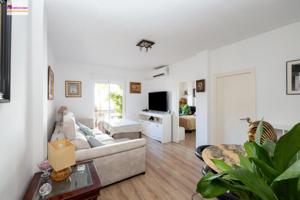 ¡Tu nuevo hogar en Albolote! Piso luminoso, reformado y con terraza photo 0